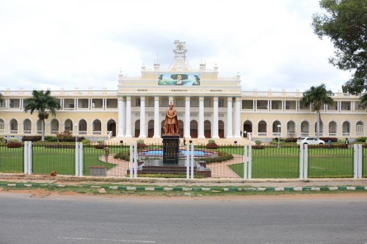 After backlash, Mysore Uni withdraws circular curbing women&#39;s movement |  The News Minute