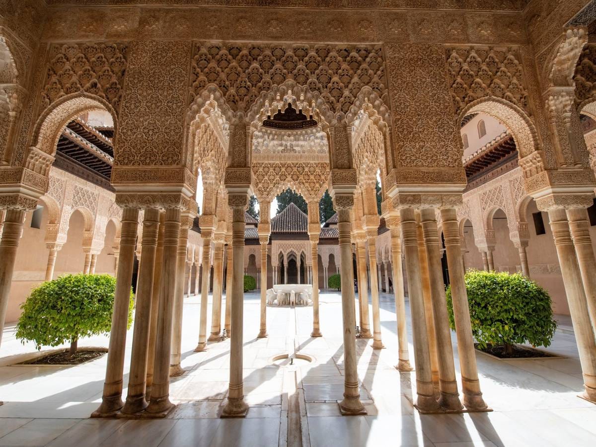 Visita la Alhambra de Granada (sin tener que salir de casa)