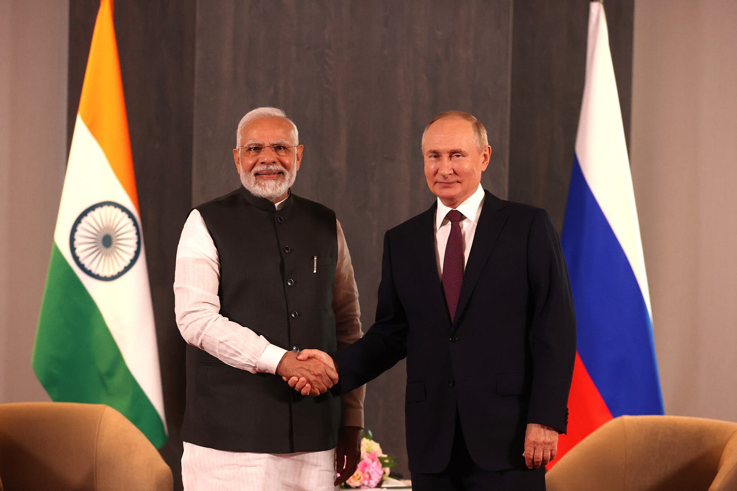 Indian Prime Minister Narendra Modi with Russian President Vladimir Putin on sidelines of the SCO Summit in Samarkand, Uzbekistan (Image: MEA India).
