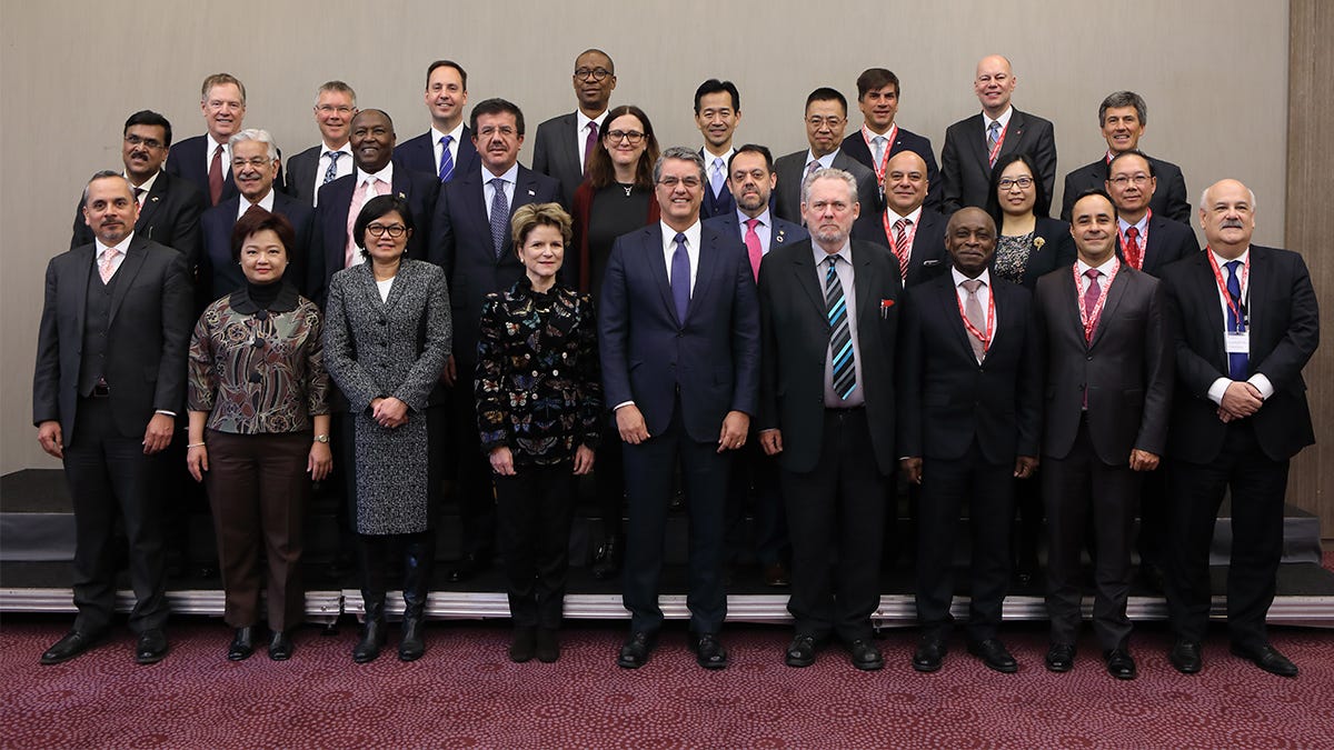 WTO | 2018 News items - Davos: DG Azevêdo calls on members to match words  of support for the WTO with deeds