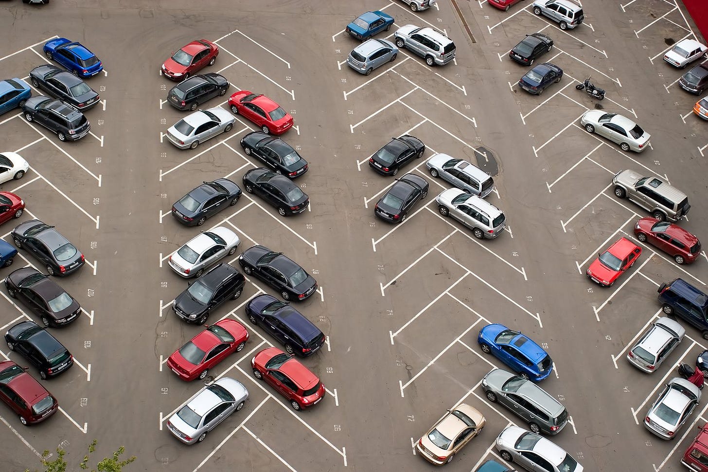 How Communities Benefit from Parking Management Services | PCA