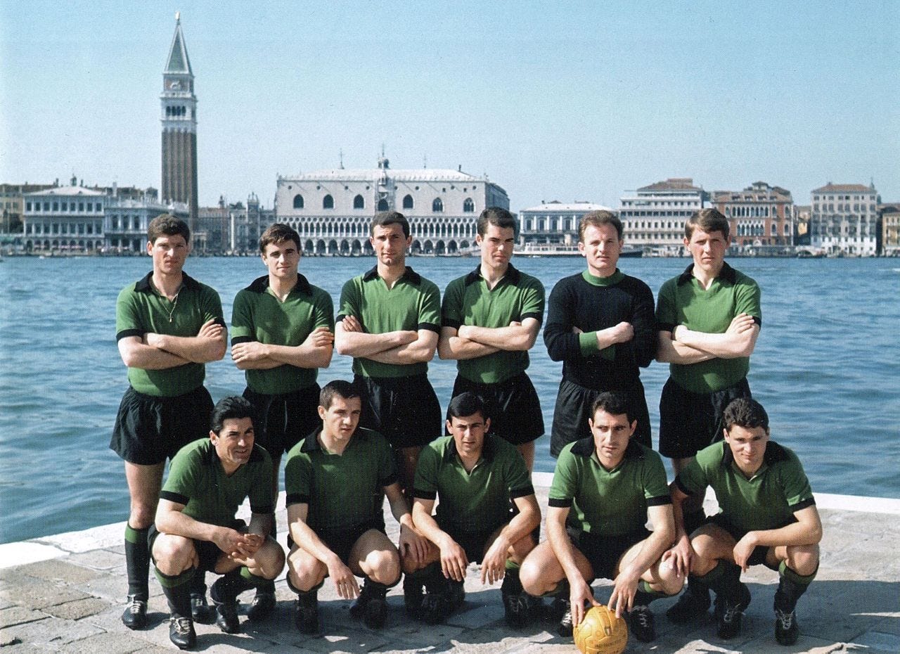 File:Associazione Calcio Venezia 1963-1964.jpg - Wikimedia Commons