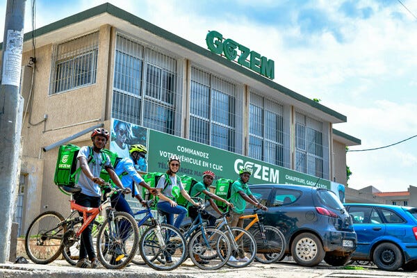 Livraison à vélo par les managers de Gozem Togo