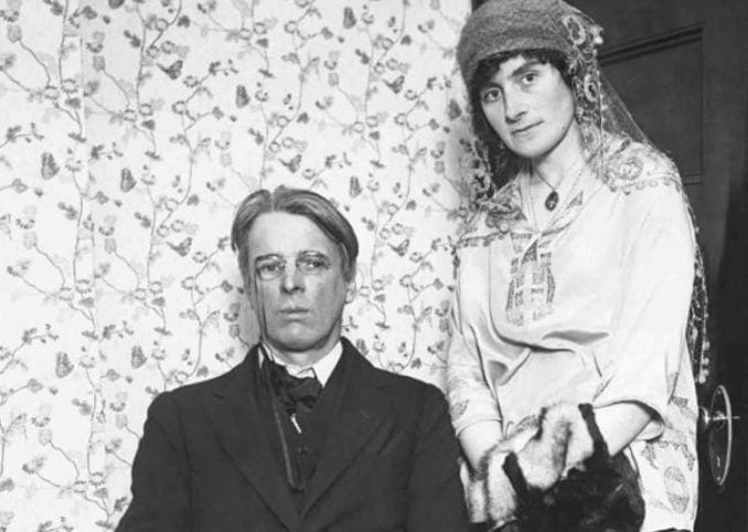 The Most Infamous Seances in History - Slapped Ham