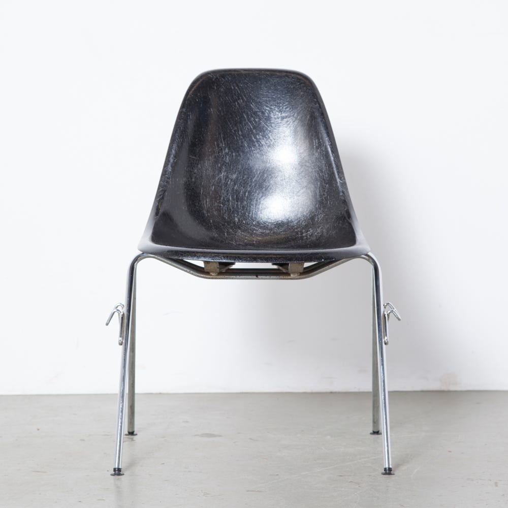 Eames DSS stacking side chair black Herman Miller ⋆ Neef Louis Design  Amsterdam