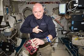 Astronaut Scott Kelly reflects on impact of year in space - CBS News