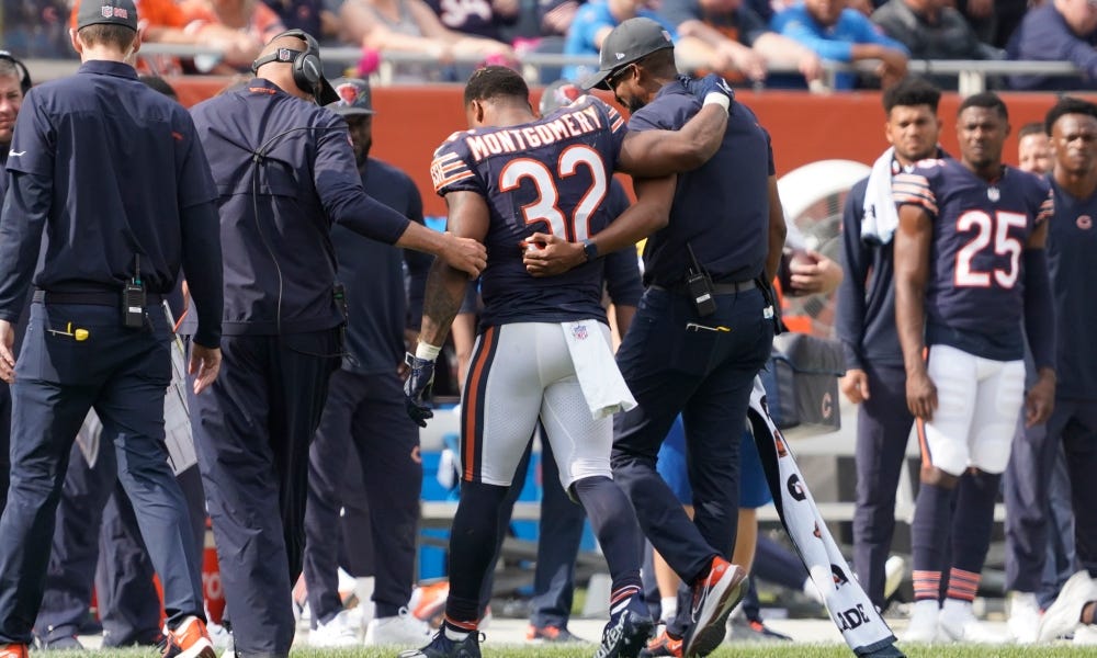 Bears RB David Montgomery suffered knee injury vs. Lions