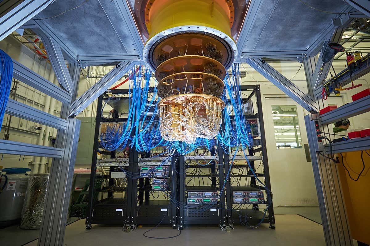 Google demonstrates vital step towards large-scale quantum computers | New  Scientist