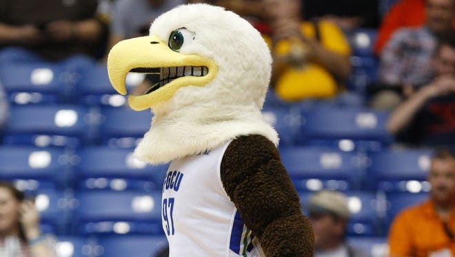 Azul the Eagle: FGCU's mascot at NCAA Tournament