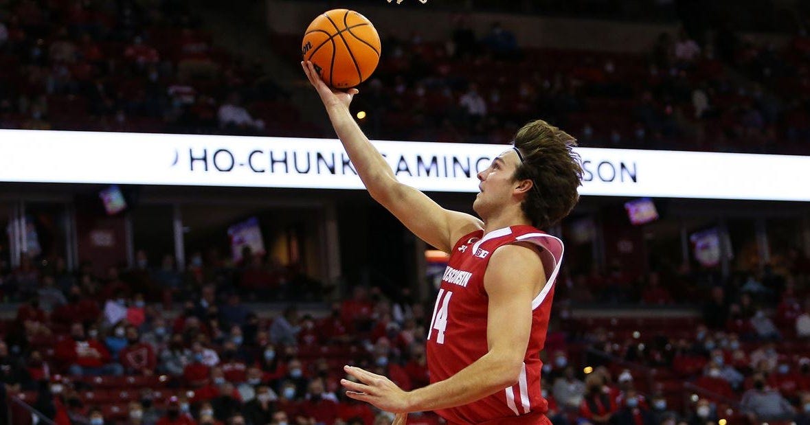 Walk-on forward Carter Gilmore earning consistent minutes for No. 22  Wisconsin