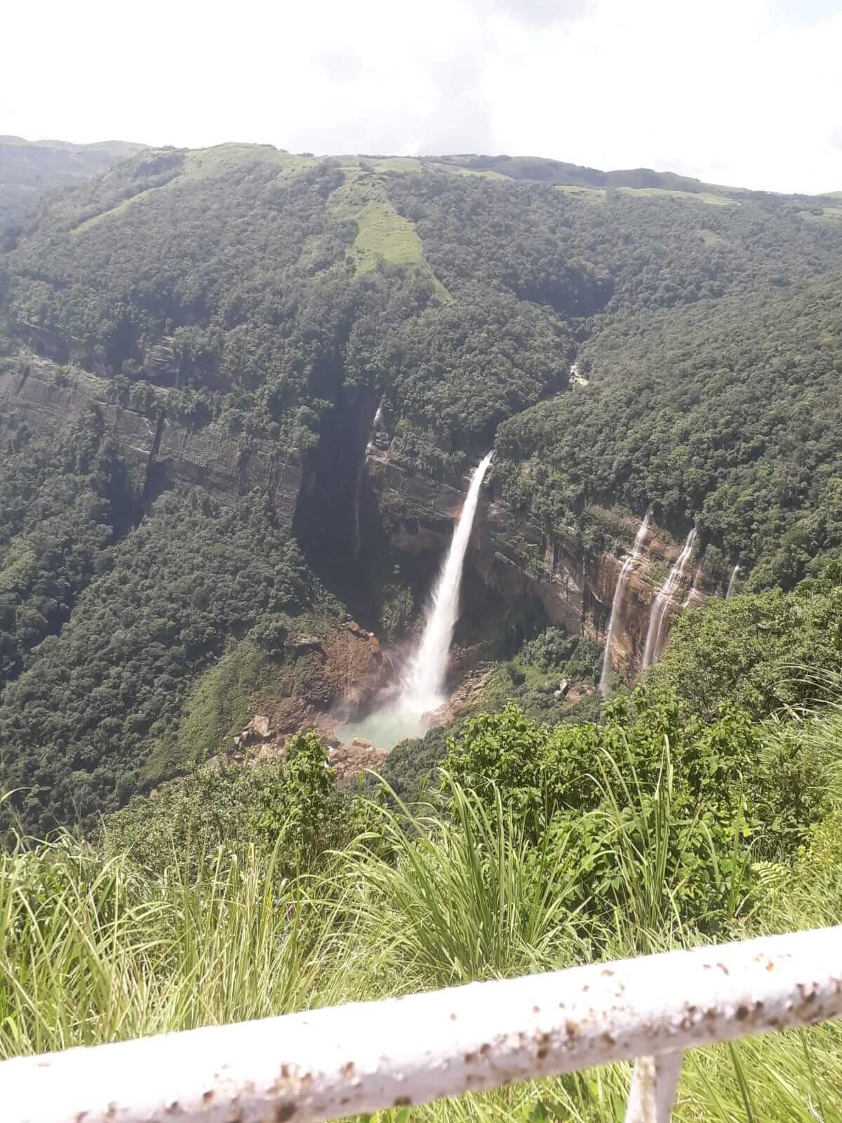Nongkalikai Falls, Cheerrapunji.