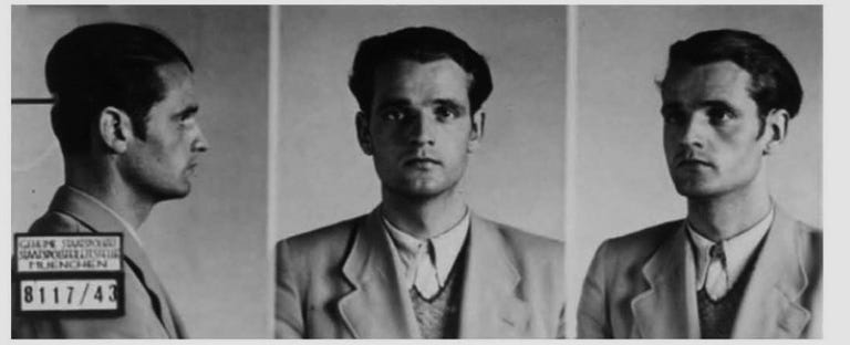 File:Gestapo photos of Hans Scholl, taken after his capture on February 18,  1943.jpg - Wikimedia Commons