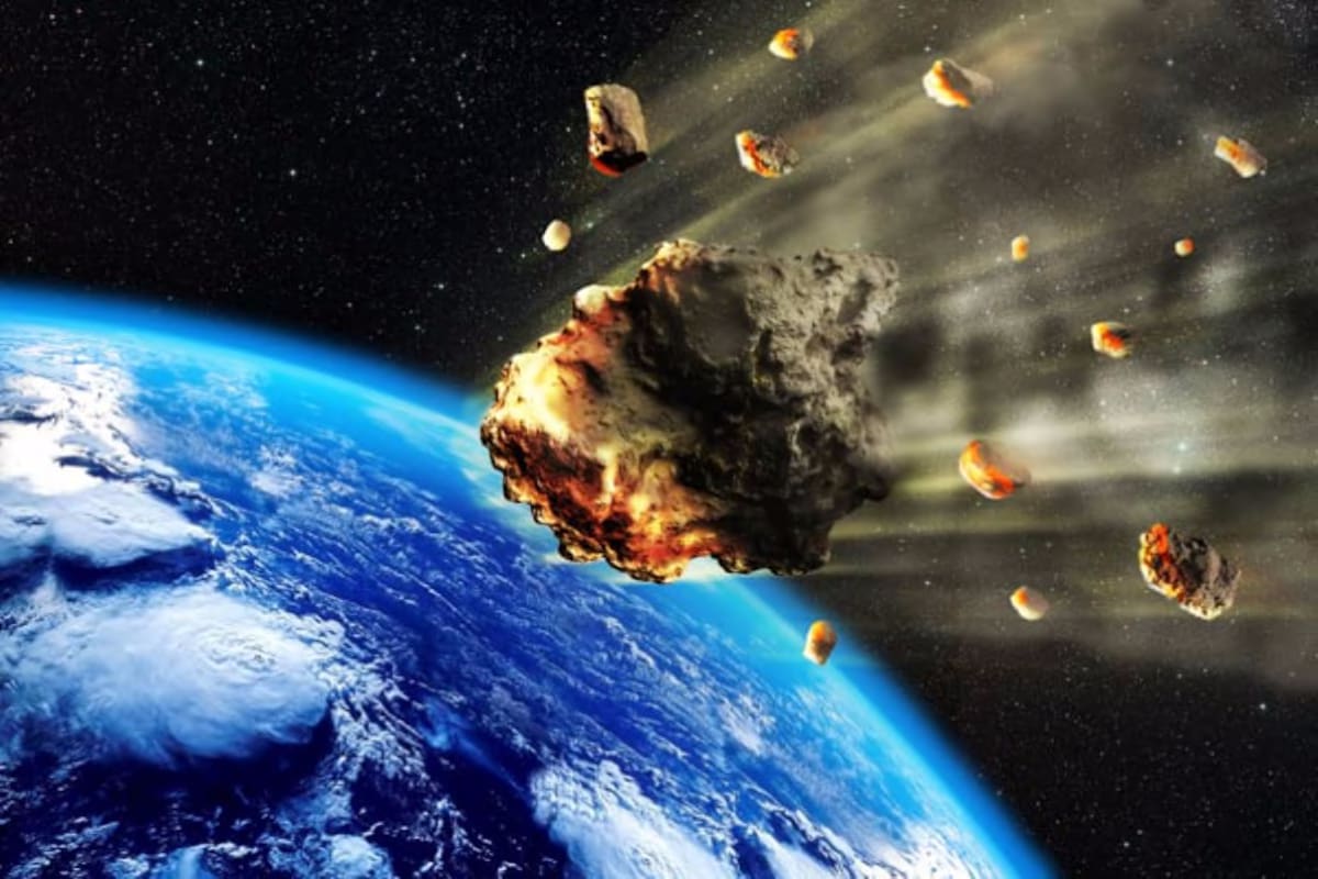 An Asteroid will Fly Past Earth Today and NASA Considers It &#39;Potentially  Hazardous&#39;
