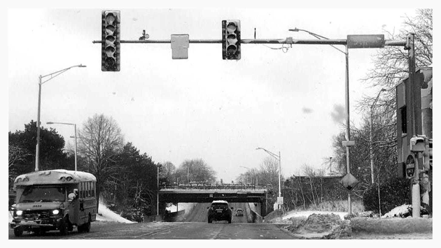 Snow-covered traffic signals, similar to these seen in Naperville, caused problems for drivers in Elgin and Kane County during this week's snowstorm. (Erin Hegarty/Naperville Sun)