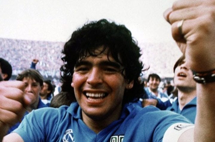 E' morto Diego Armando Maradona. Il calcio piange in più grande talento di  sempre. | catanzarosport24.it