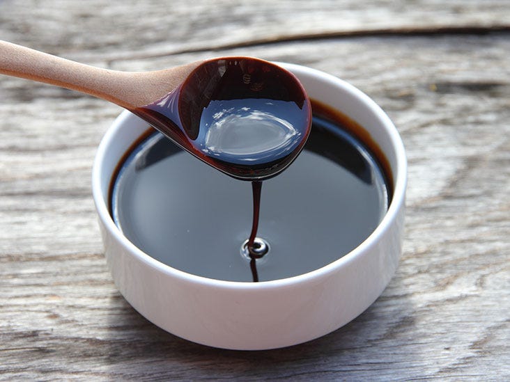 Molasses: Types, nutrition, and benefits