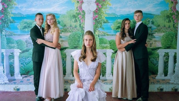 Prom Pictures of Ukrainian Teens on the Verge of an Uncertain Adulthood