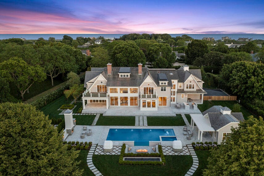 Selling the Hamptons': J.B. Andreassi & Peggy Zabakolas Tease Their  Discovery+ Show