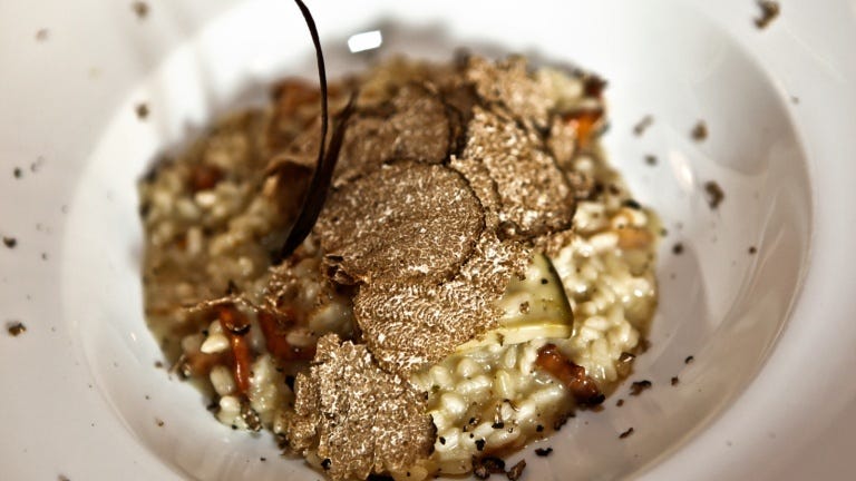 Black truffle risotto: the ultimate recipe made by a great Italian chef |  Wine Dharma