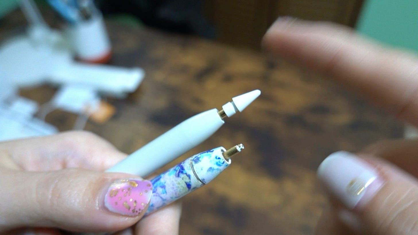 Apple Pencilのペン先とは互換性なし