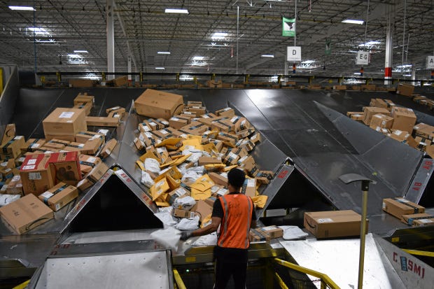 Amazon sortation center in Vacaville ships average of 100,000 boxes a day –  The Reporter