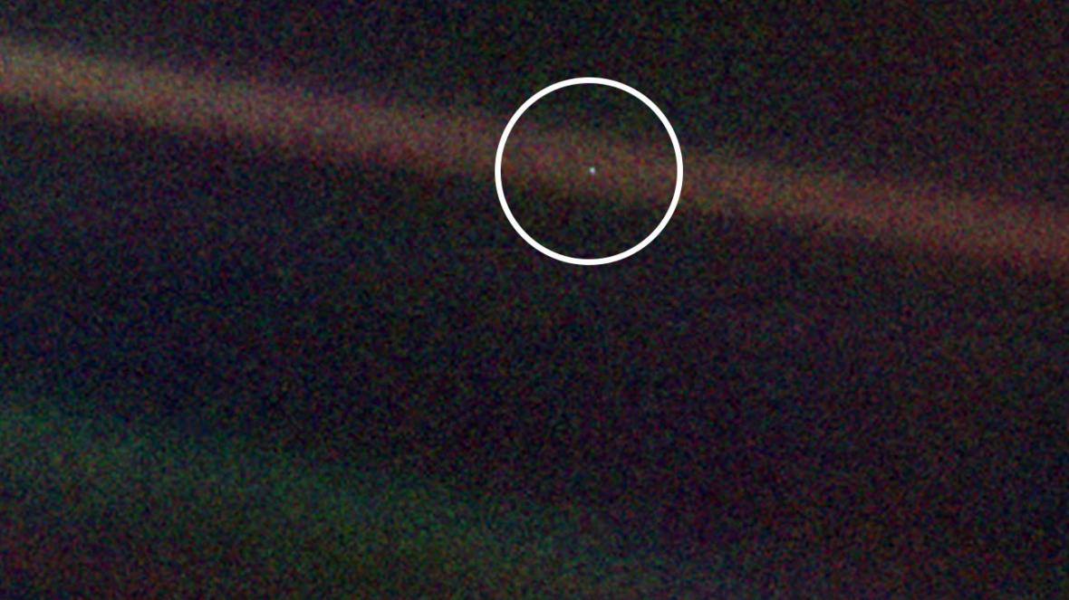Pale blue dot: how Voyager's shot in the dark made history | News | The  Times