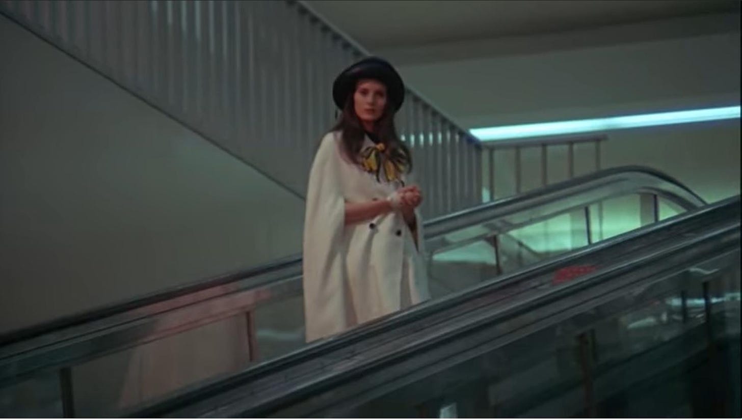 The Velvet Vampire (1971) - IMDb