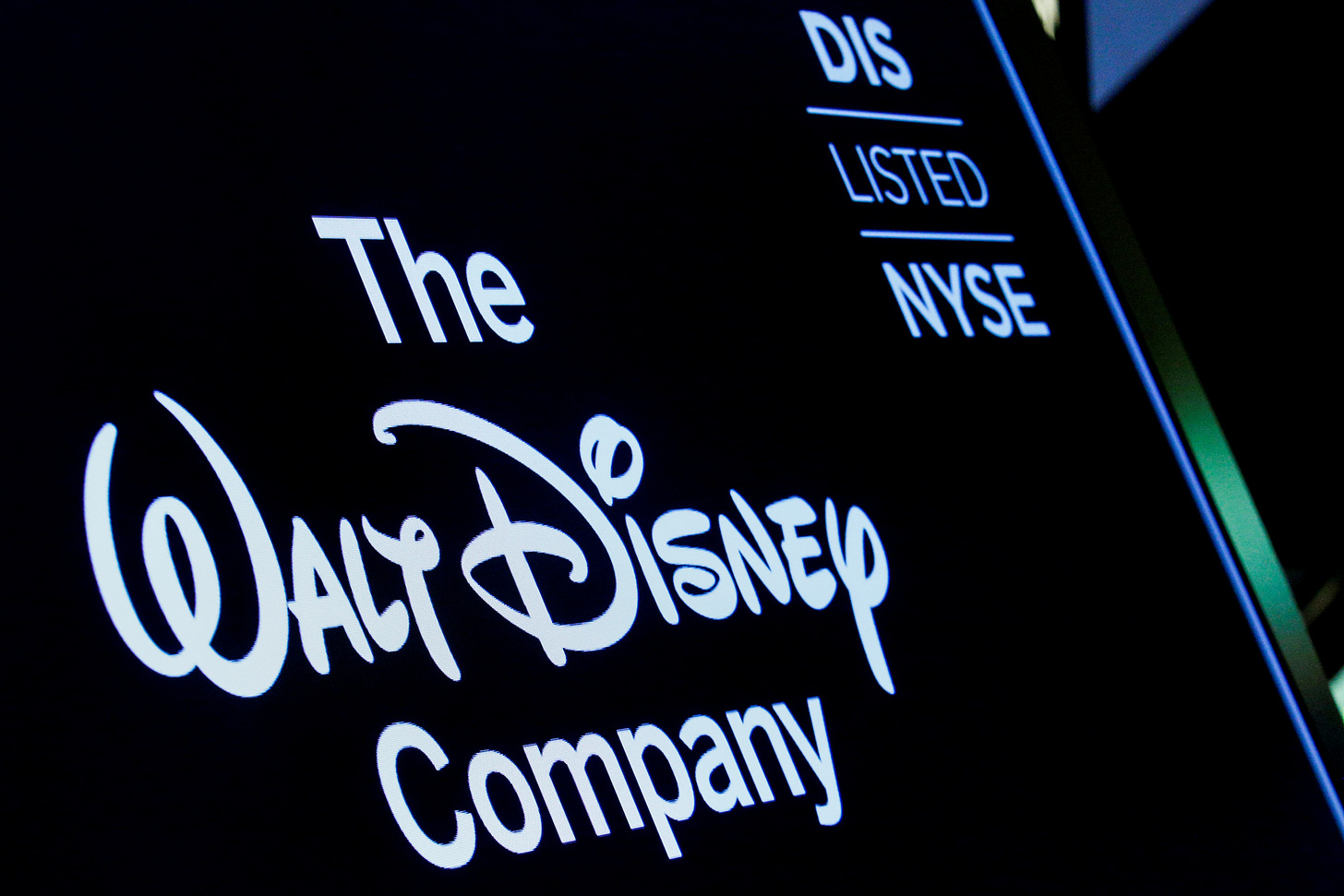 Disney&#39;s streaming growth slows as pandemic lift fades, shares fall |  Reuters