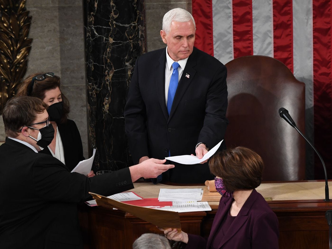 Pence defies Trump, says he can&#39;t reject electoral votes - Chicago Sun-Times