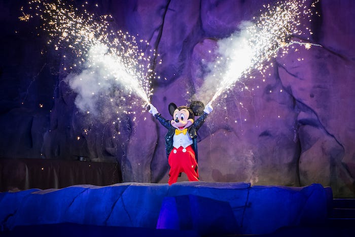 5 Fantastic Fantasmic Facts! - WDW Magazine