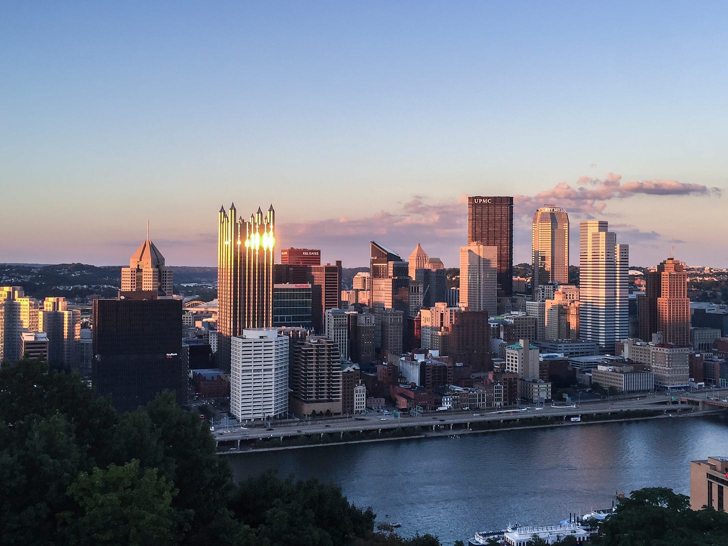 File:Downtown Pittsburgh seen from Mt. Washington.jpg - Wikimedia Commons