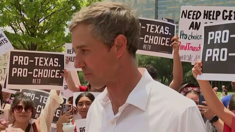 Beto O'Rourke leads rally in Houston to protect abortion rights