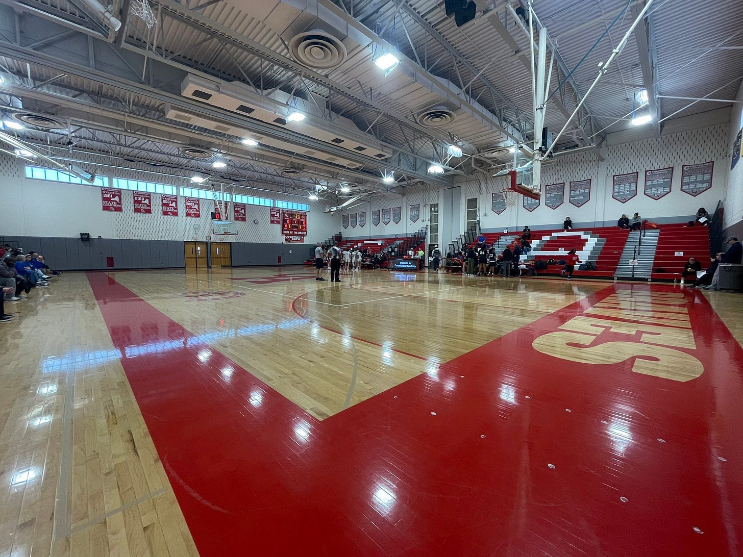 TUESDAY HS BASKETBALL REPORT: Red Jacket boys edge Clyde-Savannah; Canandaigua girls roll past Duanesburg