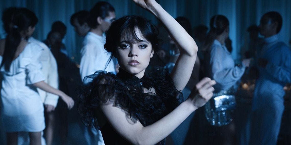 https://static1.colliderimages.com/wordpress/wp-content/uploads/2022/12/jenna-ortega-dancing-in-wednesday.jpg?q=50&fit=contain&w=1140&h=&dpr=1.5