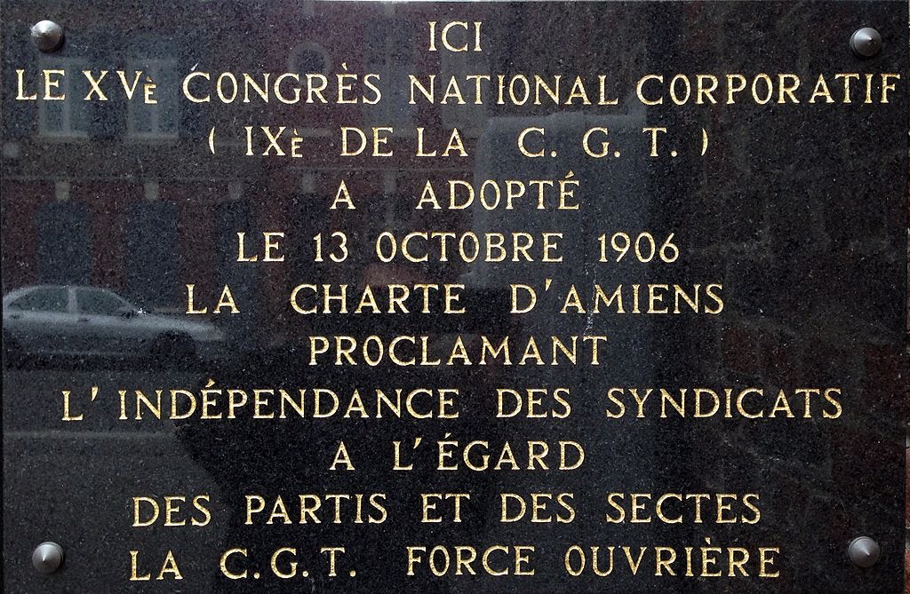 Plaque commémorative de la Charte d'Amiens