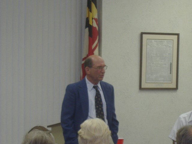 Congressman Wayne Gilchrest speaks before the Wicomico County Republican Club, August 27, 2007.