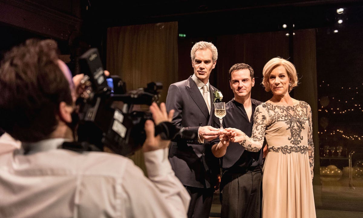 Hamlet review – an all-consuming marvel | Theatre | The Guardian