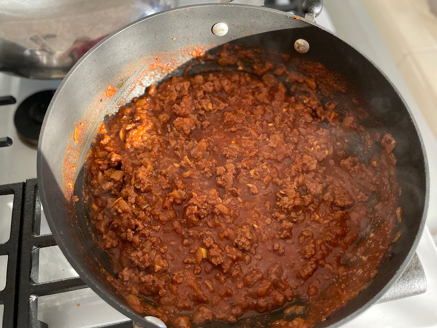 Cooked curry beef tomato sauce