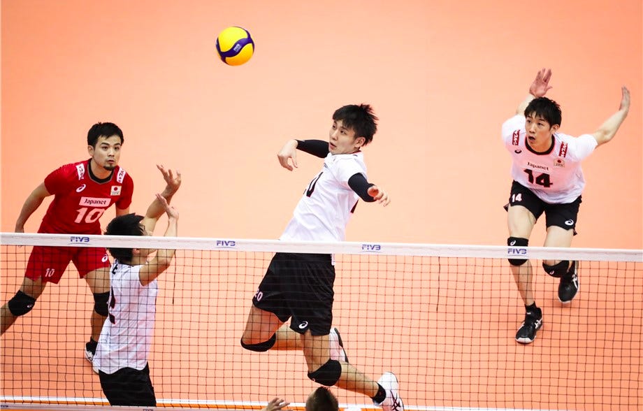 Япония волейбол мужчины. Такаси Токита волейболист. Мужская сборная Японии по волейболу волейболисты Японии. Онодера волейбол.