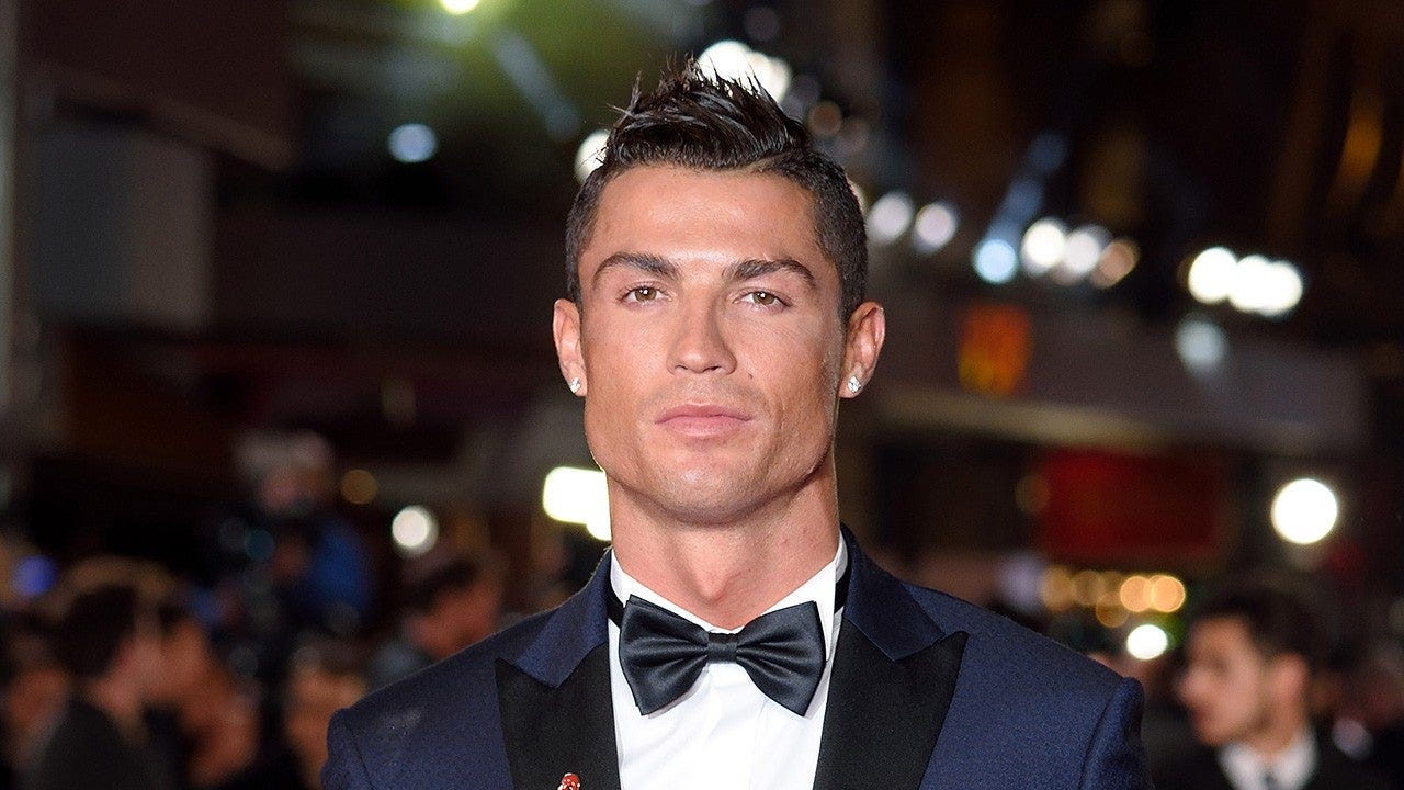 Cristiano Ronaldo Tests Positive for COVID-19 | Entertainment Tonight