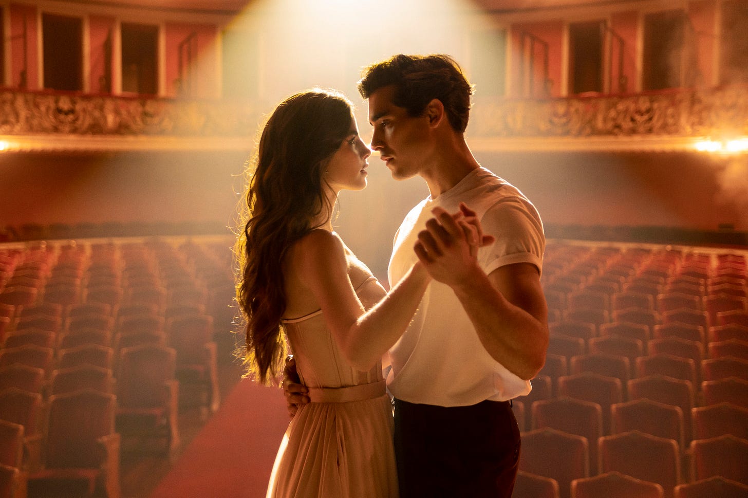 Depois do Universo, filme protagonizado por Henrique Zaga e Giulia Be,  estreia dia 27 de outubro na Netflix - About Netflix
