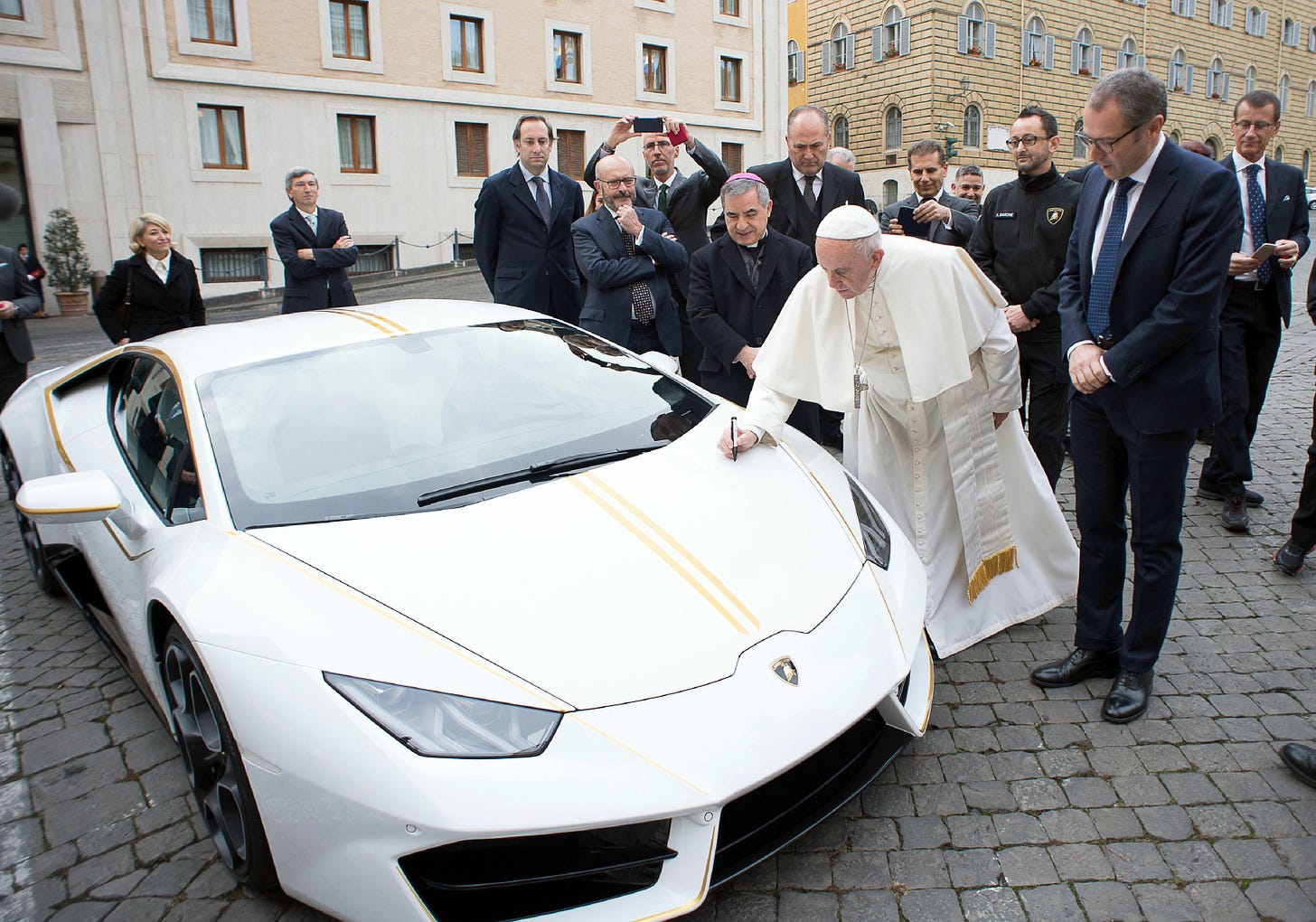 Pope Francis Is Auctioning Off His Custom Lamborghini Huracan for Charity  for $425,000