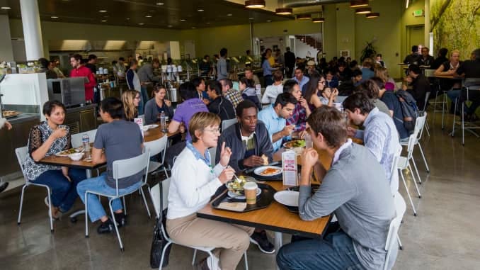 The Google campus in Mountain View includes over 20 dining options that encourage a communal experience with group tables.