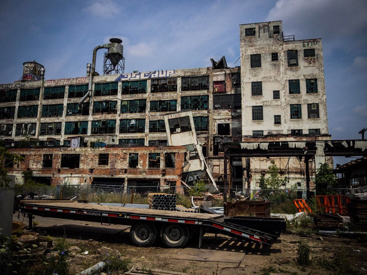 Abandoned factory in Detroit : UrbanHell