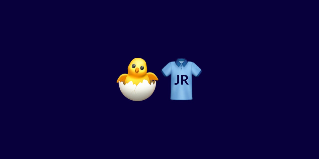 Dois emojis na imagem. Emoji 1: Pintinho nascendo de um ovo. Emoji 2: Camiseta T-shirt azul escrito “JR” na área frontal.