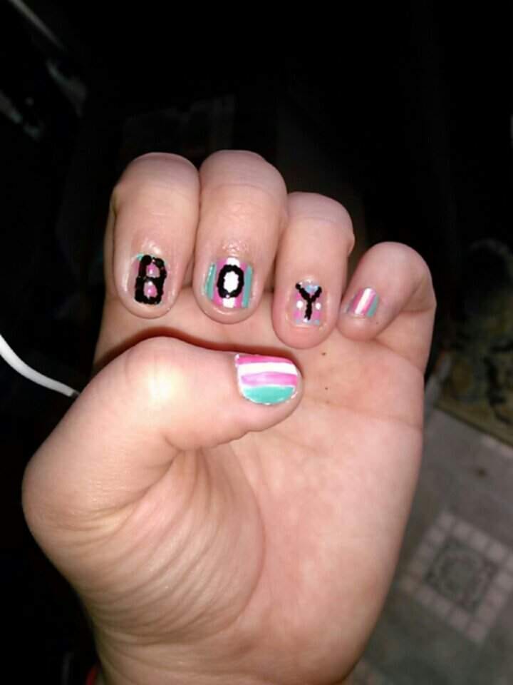 Trans flag nails | LGBT+ Amino