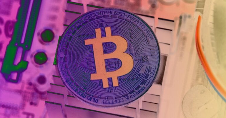 Bitcoin Price Suddenly Shoots Up - Hedge Buster