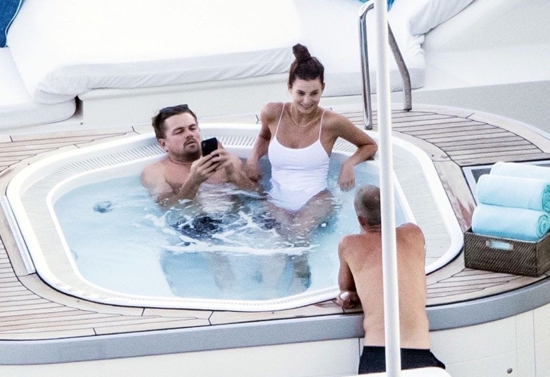 Leonardo DiCaprio and GF Enjoy Hot Tub Time on Yacht in Italy | Leonardo  dicaprio, Famous instagram models, Leonardo dicaprio girlfriend