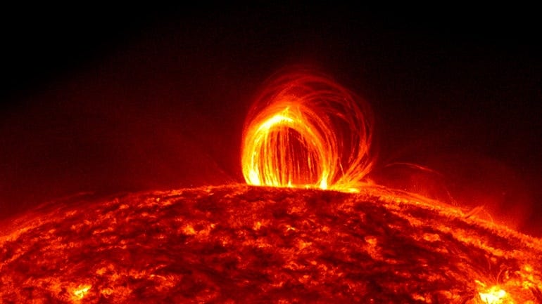 Massive solar storm set to hit Earth: GPS, phone signals to be damaged,  power grids vulnerable - SCIENCE News