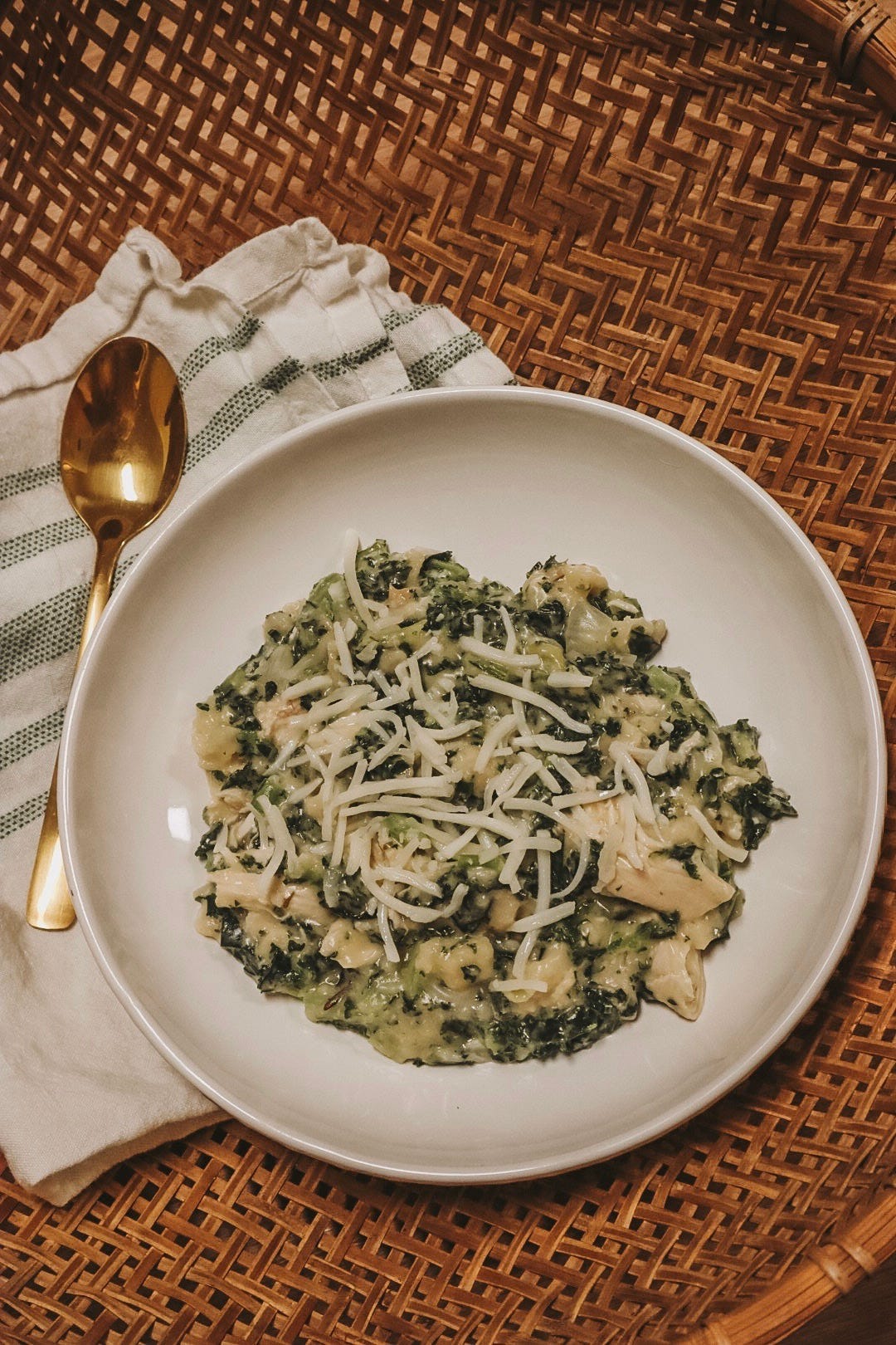 Rosemary Thyme Crockpot Chicken and Dumplings - Crockpot and Casseroles Link Up